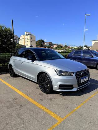 AUDI A1 1.4 TFSI SPORTBACK ATTRACTION 16V 122CV GASOLINA 4P S-TRONIC